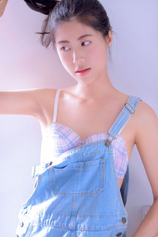 大胸的邻居阿姨